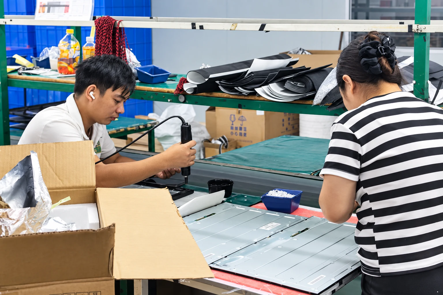 Proceso de producción en una fábrica en China